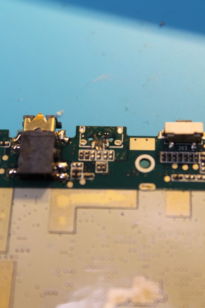 ������ ������� ������� micro USB �� seemax Smart TG730